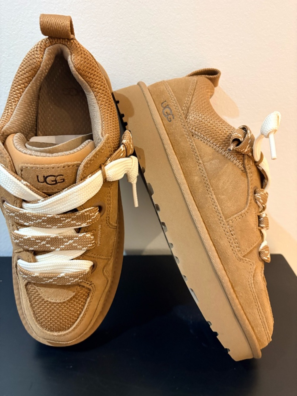 UGG LO LOMEL BNIB